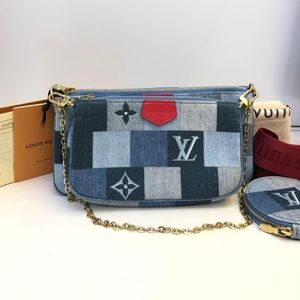 Auth 2019 Louis Vuitton Denim Multipochette